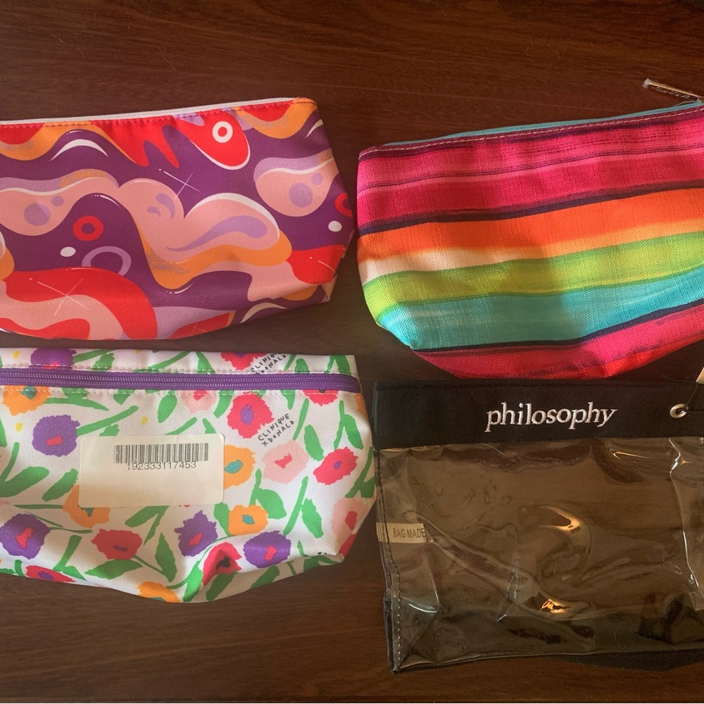 Cosmetic bags